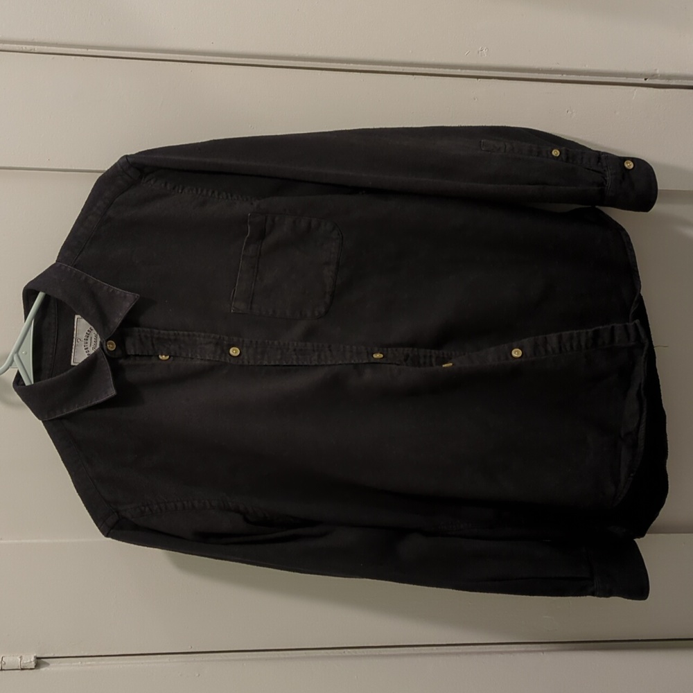 Men's Black Casual Button Down Shirt